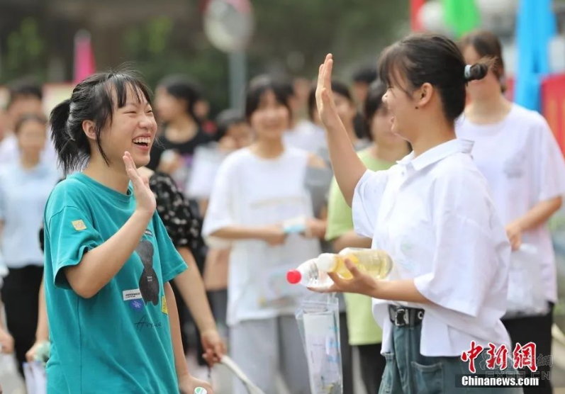 这是北京高温下的三里屯